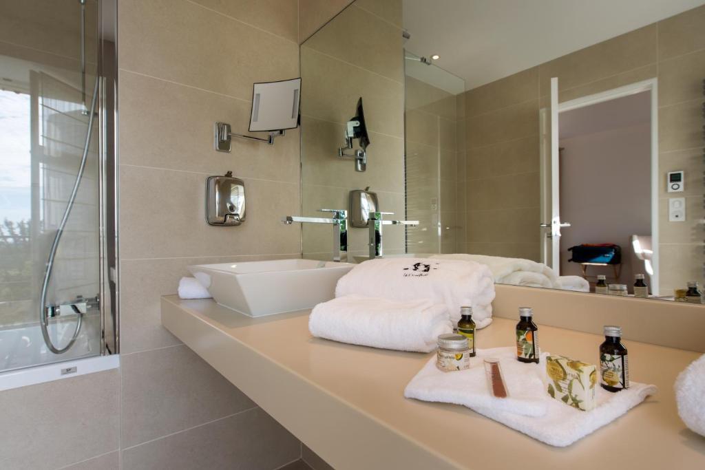 Chateau & Spa De La Cueillette Мерсо Стая снимка